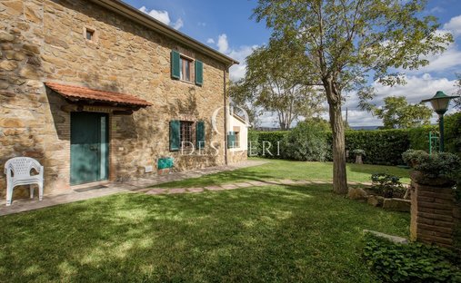 Estate in Center, Grosseto, Tuscany 1