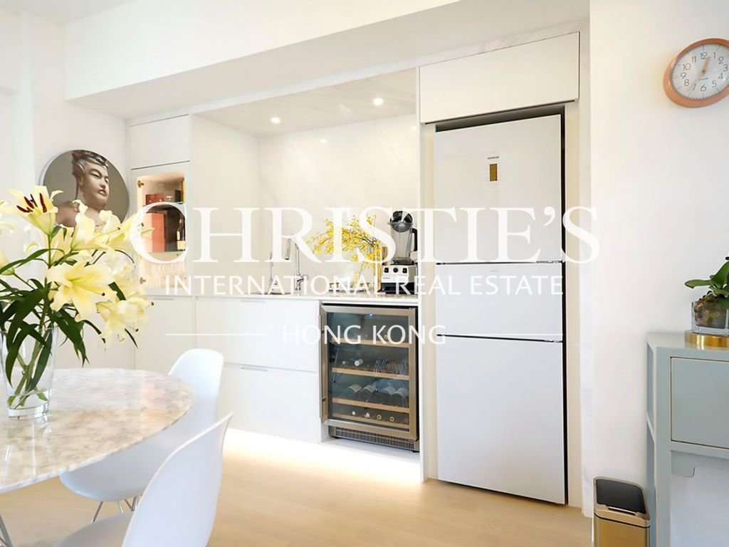 Apartment in Hong Kong, Hong Kong 3 - 15727516