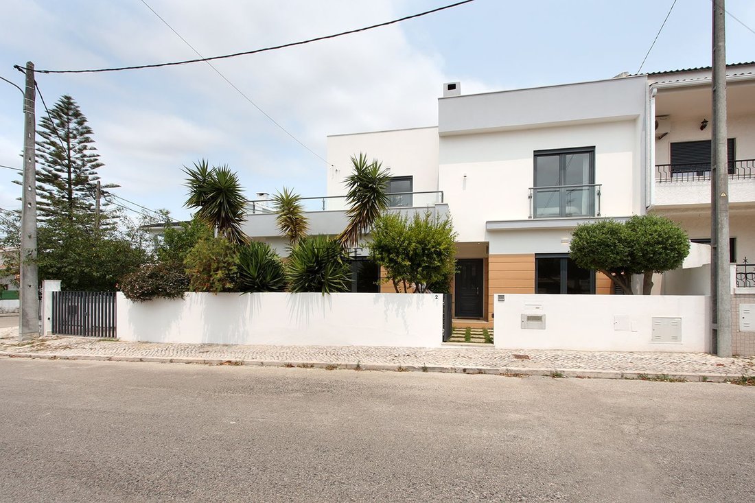 House in Seixal, Arrentela e Aldeia de Paio Pires, Setubal, Portugal 1 - 15747233