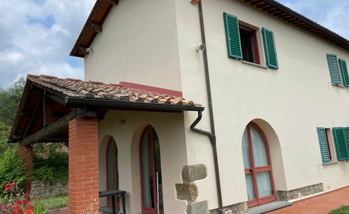 Casa di campagna a Buggiano, Toscana, Italia 1