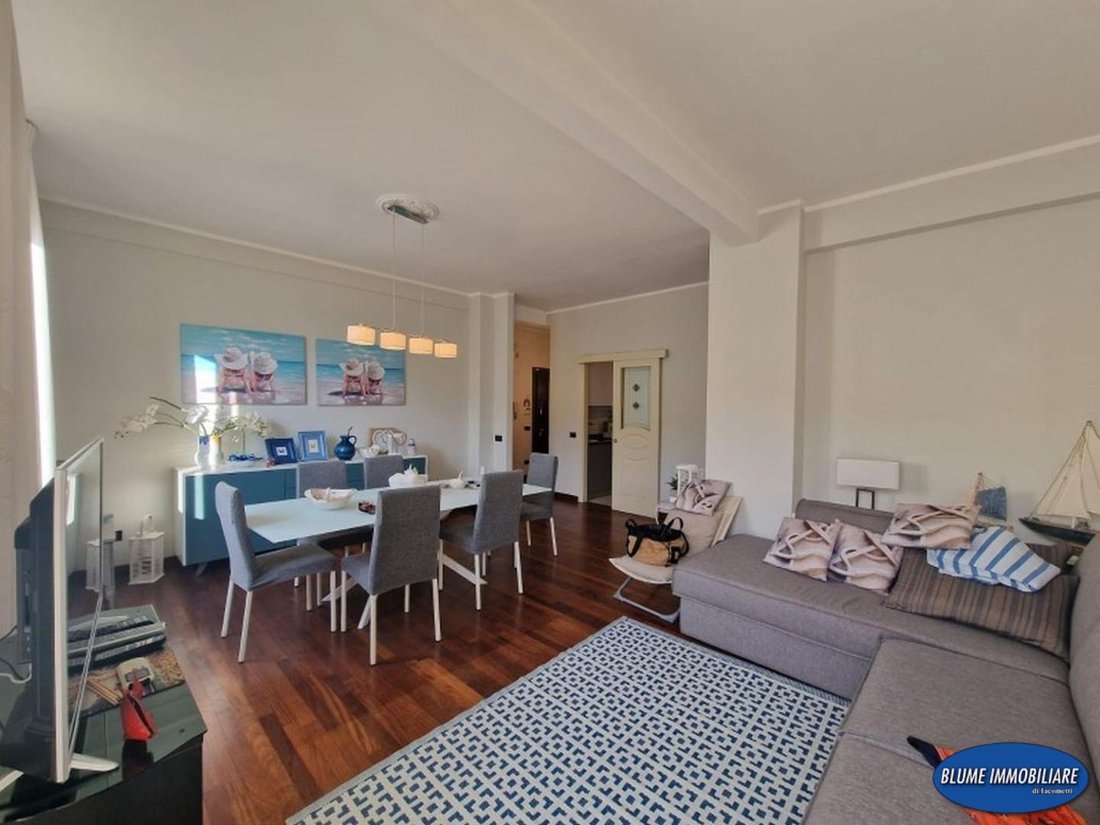 Apartment in Historic Center, Viareggio, Tuscany 5 - 15747328