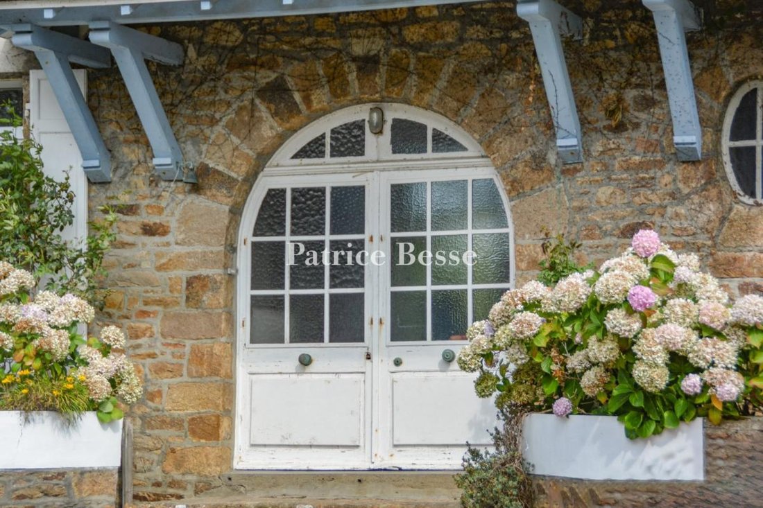 Villa in Carantec, Brittany, France 1 - 14876340