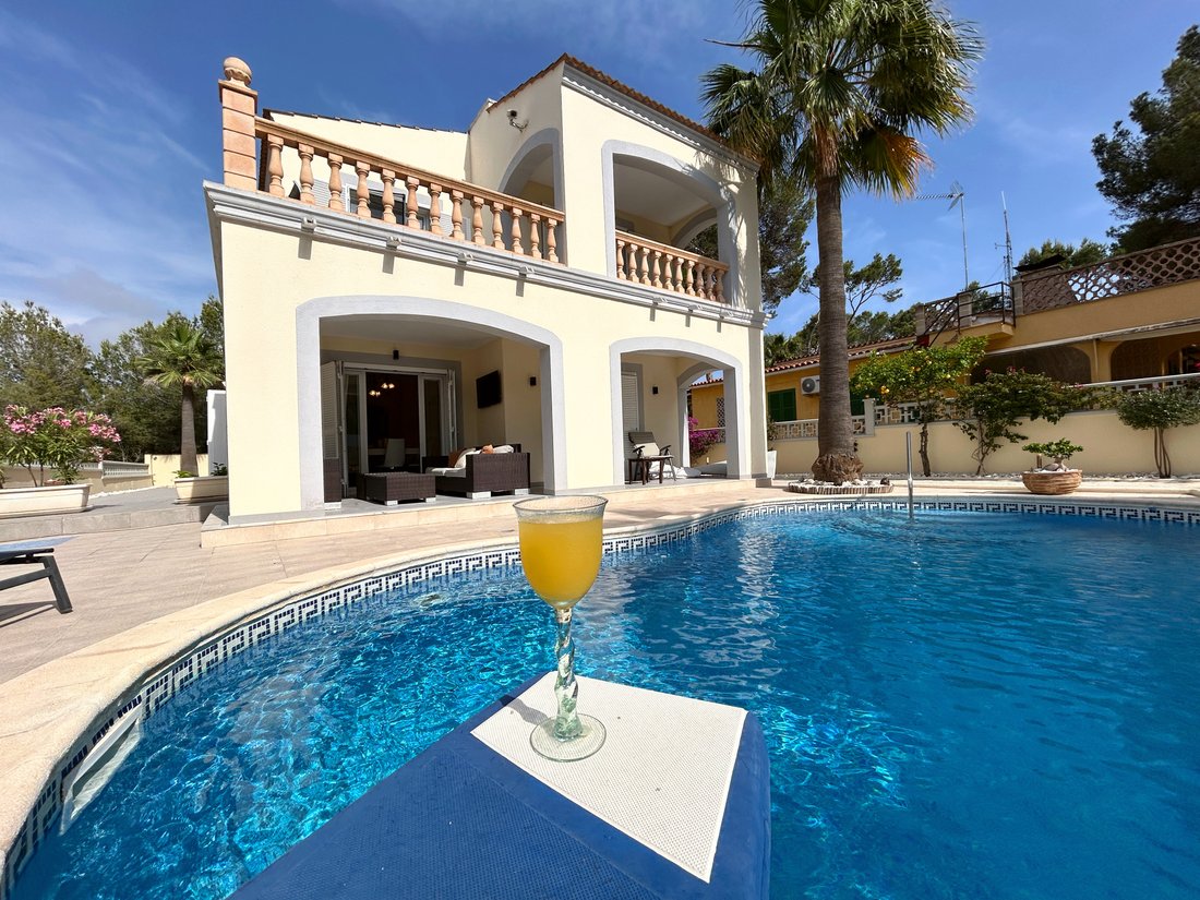 Villa a Calvià, Isole Baleari, Spagna 1 - 15745681