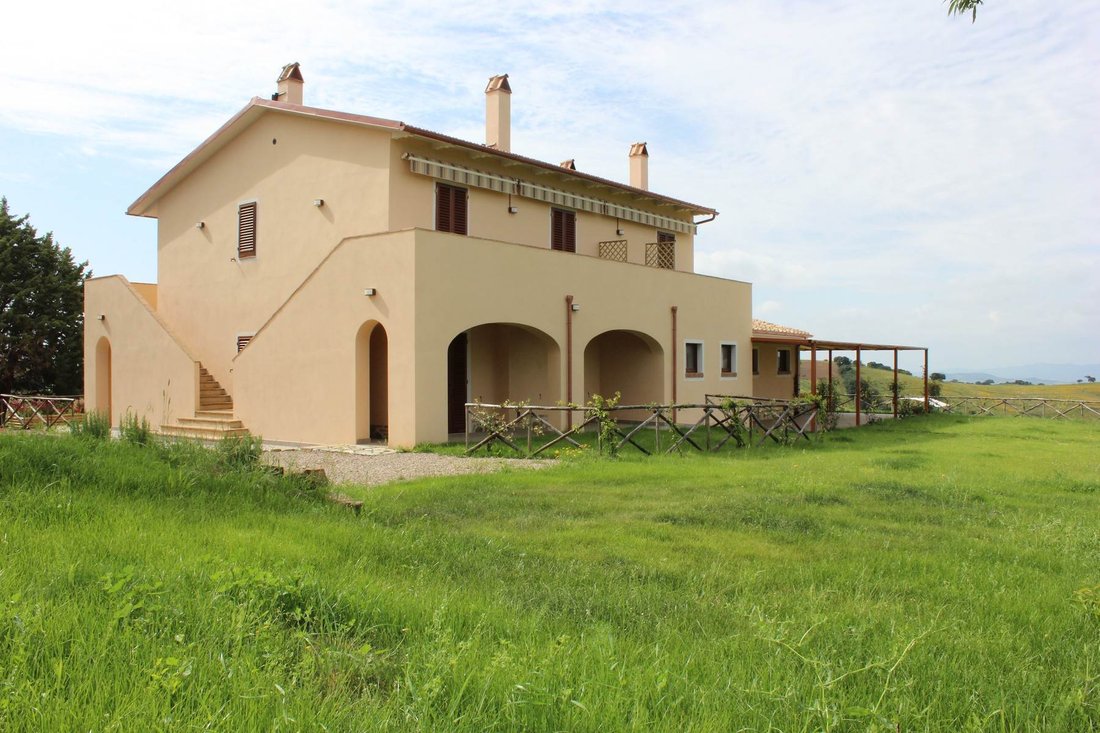 Campagnatico, Tuscany, Italy 4 - 15747452