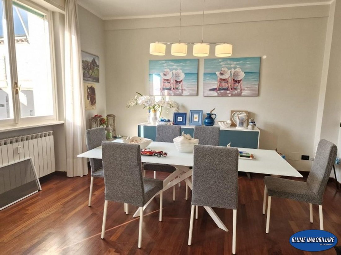 Apartment in Historic Center, Viareggio, Tuscany 4 - 15747328