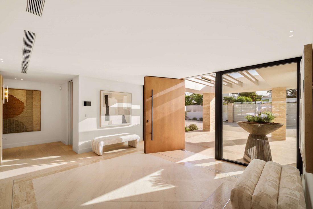 Villa in Nueva Andalucia, Marbella, Spain 3 - 15749076