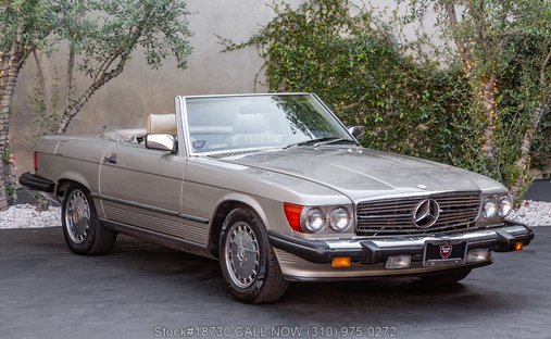 Mercedes-Benz 560SL in Los angeles, ca 1
