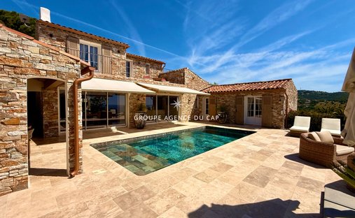 Villa in Les Issambres, Roquebrune-sur-Argens, Frankreich 1