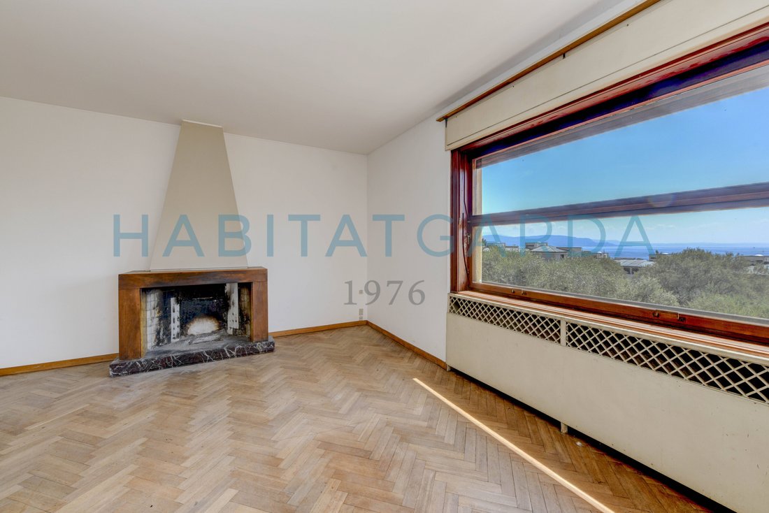 Villa in Gardone Riviera, Lombardy, Italy 4 - 15747746