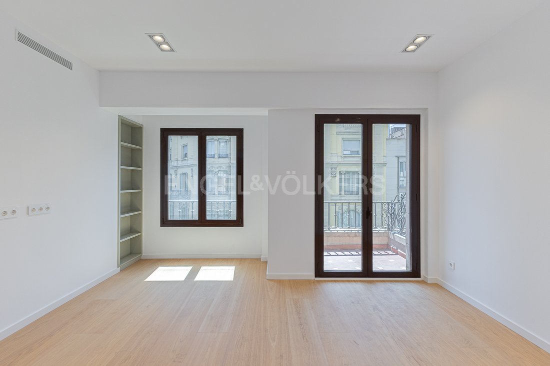 Apartment in Eixample, Barcelona, Spain 2 - 15747250
