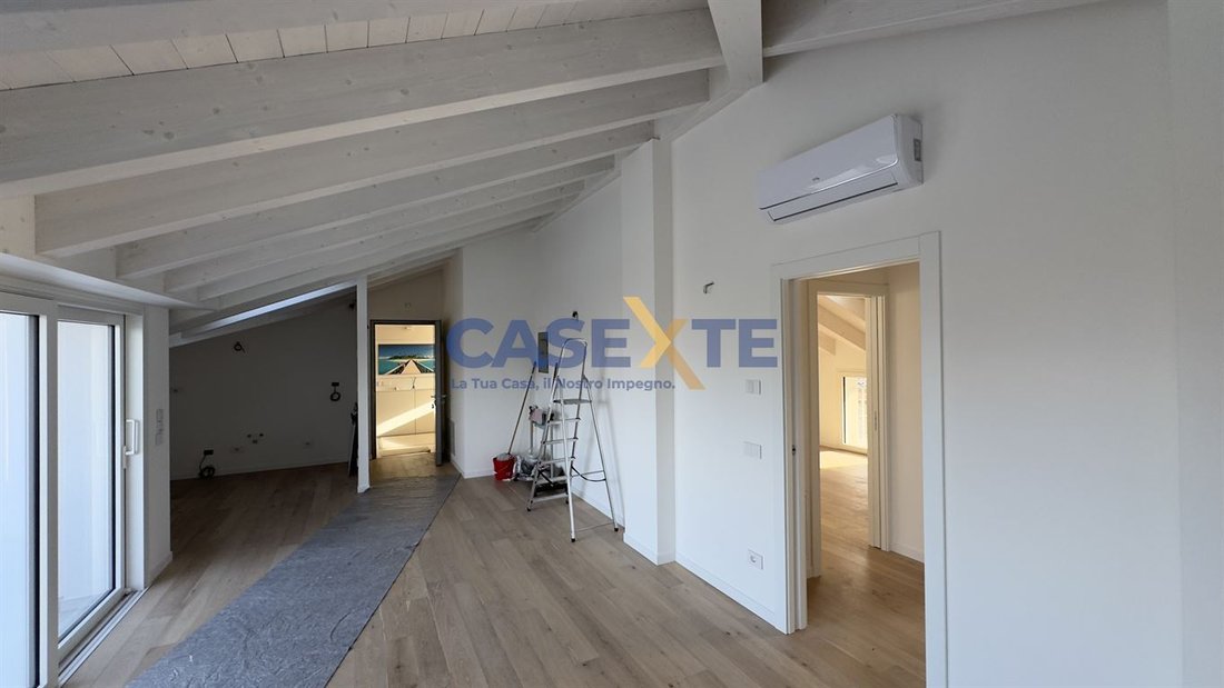 Apartment in Rivoltella, Desenzano del Garda, Lombardy 3 - 15746898