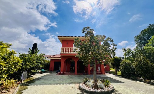 Villa in Algeciras, Andalusia, Spain 1