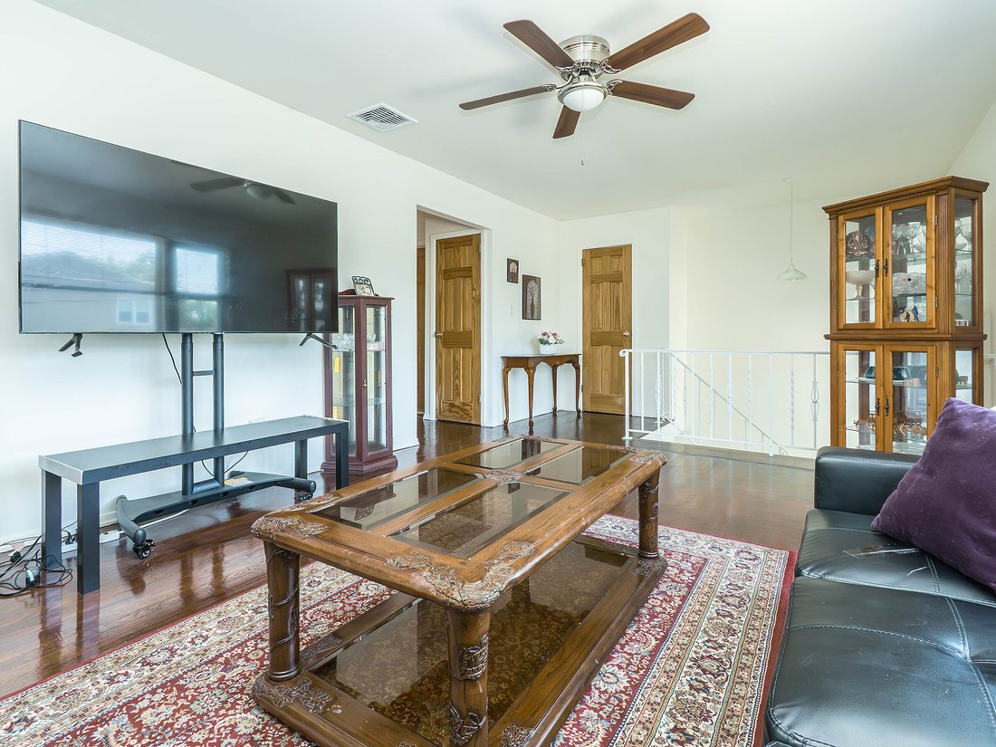 House in Port Washington, New York, United States 5 - 15745902