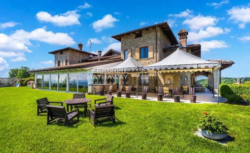 Casa en Piamonte, Italia 1