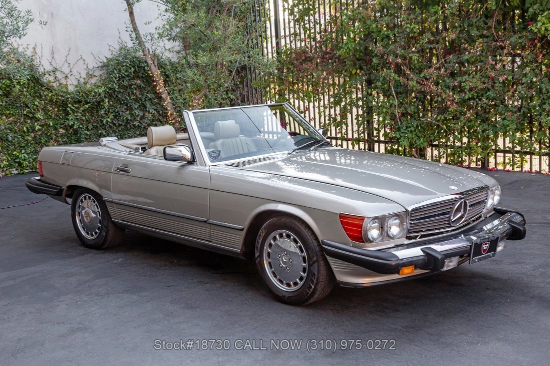 Mercedes-Benz 560SL in Los Angeles, CA 3 - 15745737