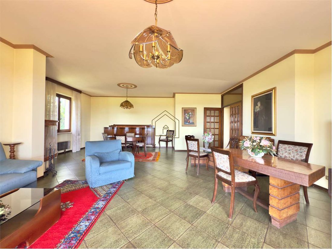 Villa in Entroterra, Desenzano del Garda, Lombardy 4 - 15746994