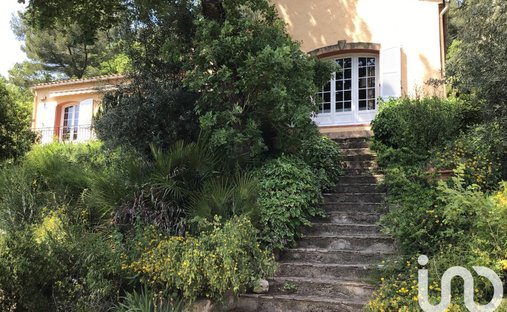 House in Montferrat-Malmont, Draguignan, France 1