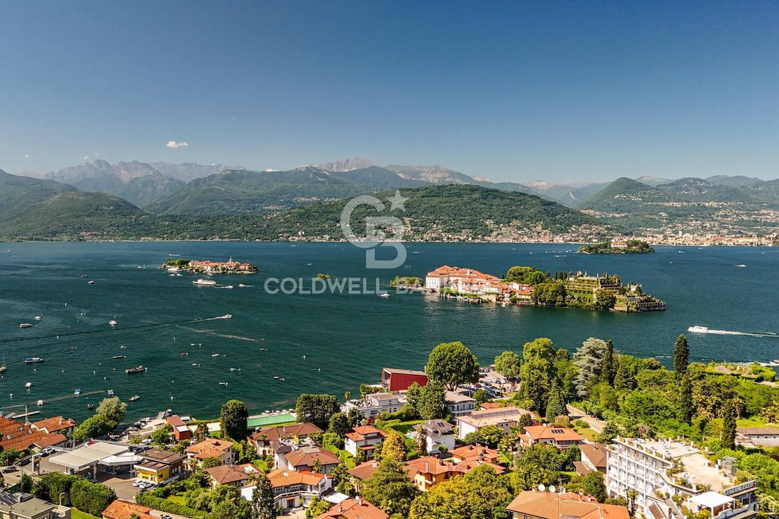 Villa in Stresa, Piedmont, Italy 2 - 15591963