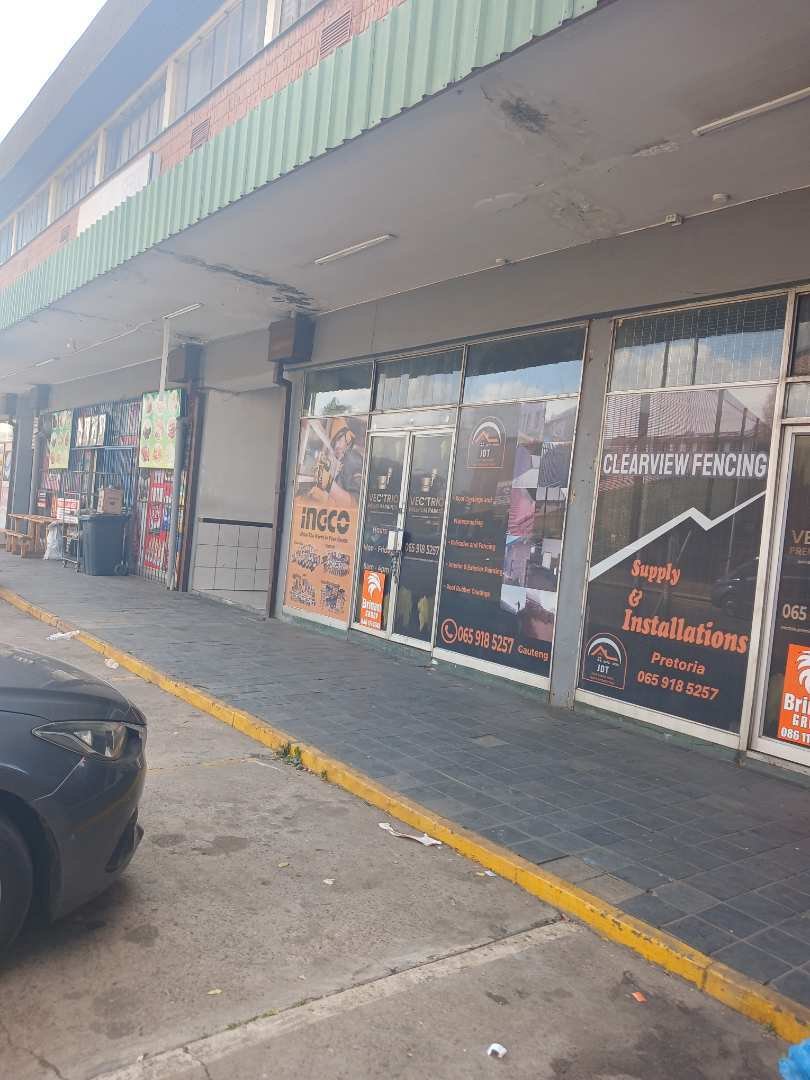 Altro a Giardini di Pretoria, Gauteng, Sudafrica 5 - 15739768