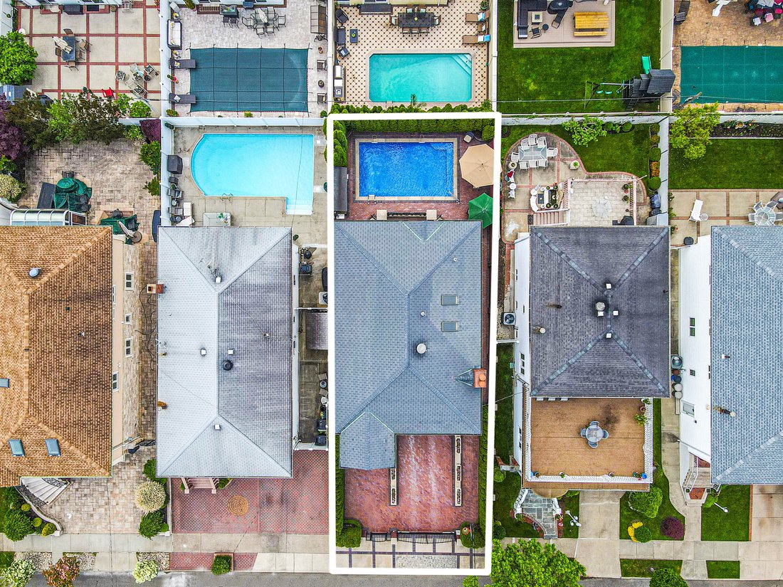 House in New York, New York, United States 4 - 15745905