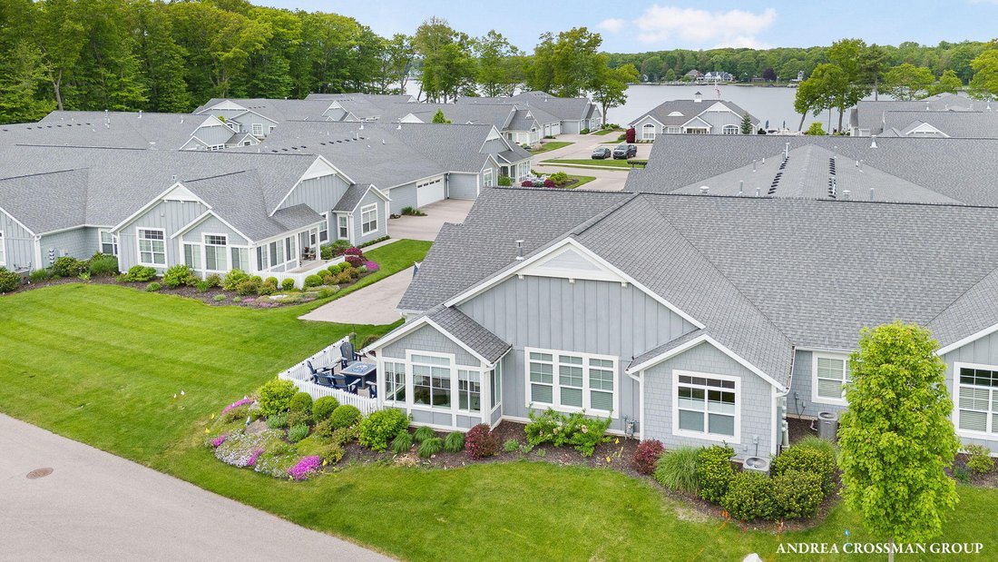 Eigentumswohnung in West Olive, Michigan, Vereinigte Staaten 2 - 15745901