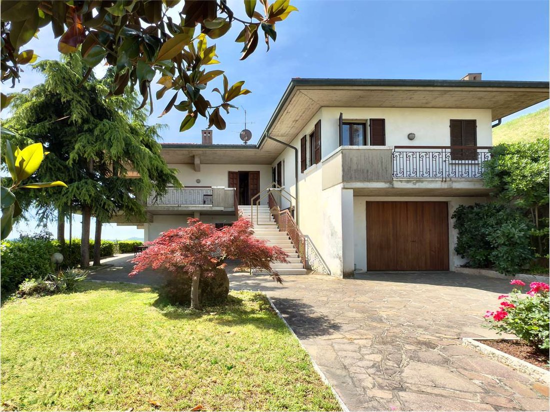 Villa in Entroterra, Desenzano del Garda, Lombardy 2 - 15746994