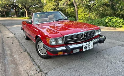1988 Mercedes-Benz 560SL Convertible in Glendale, United States 1