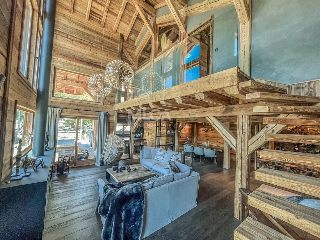 Chalet in Saint-Etienne-de-Tinée, Provence-Alpes-Côte d'Azur, France 2 - 13358600