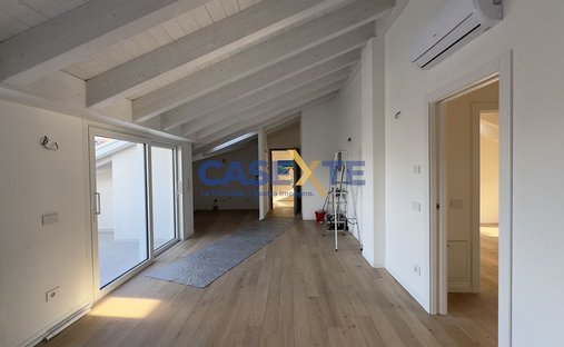 Apartment in Rivoltella, Desenzano del Garda, Lombardy 1