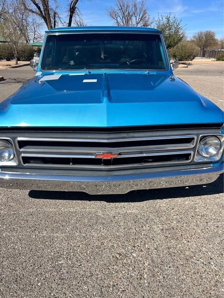 Pickup in Glendale, United States 2 - 15748567
