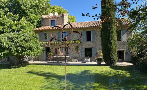 House in Trets, Provence-Alpes-Côte d'Azur, France 1
