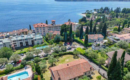 Villa in Gardone Riviera, Lombardei, Italien 1