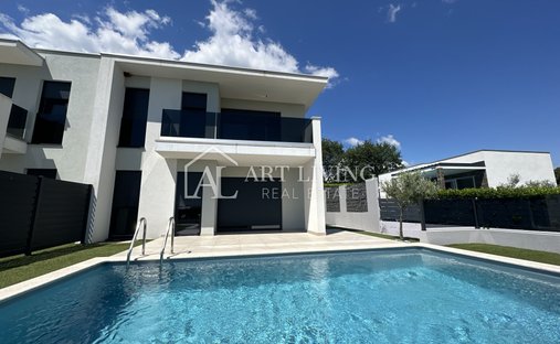 House in Umag, Istria County, Croatia 1
