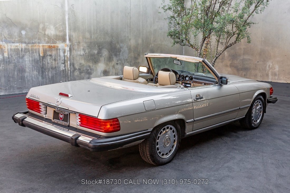 Mercedes-Benz 560SL in Los Angeles, CA 5 - 15745737