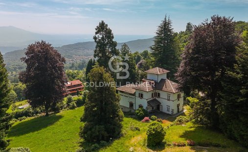 Villa in Gignese, Piedmont, Italy 1
