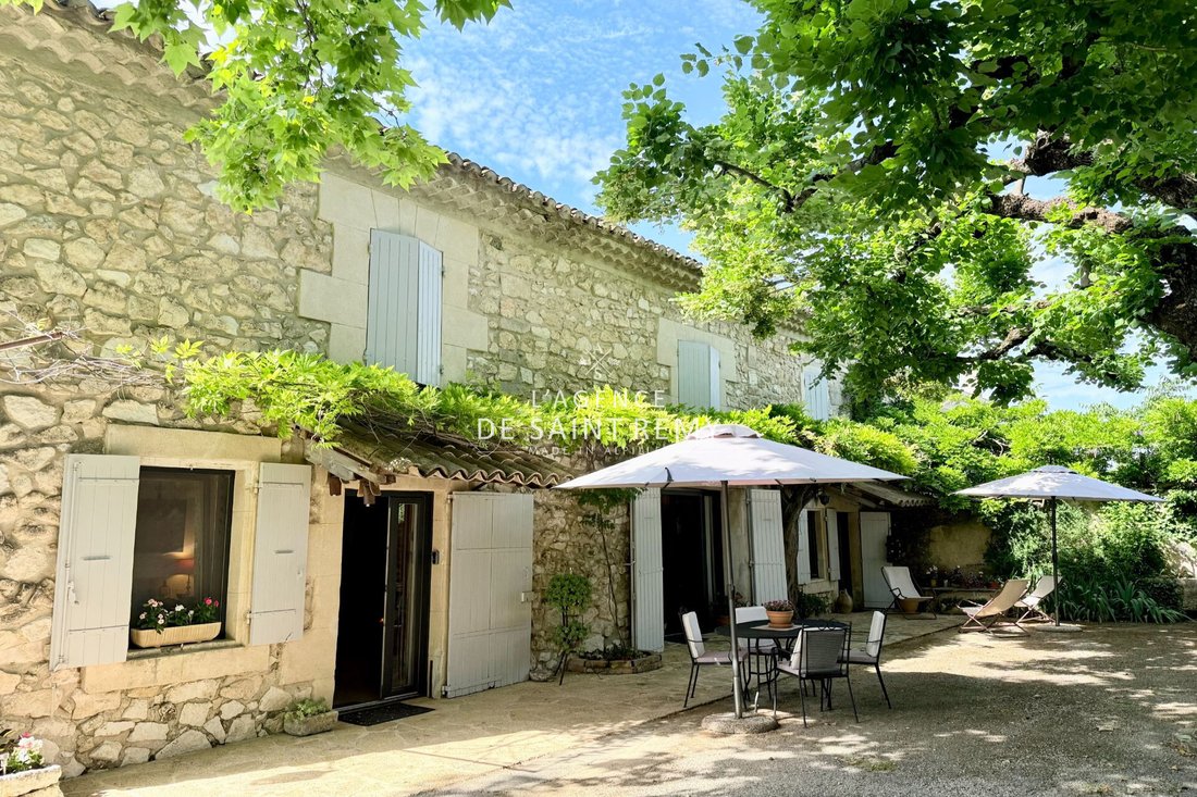 Villa in Plan-d'Orgon, Provence-Alpes-Côte d'Azur, France 3 - 15745657