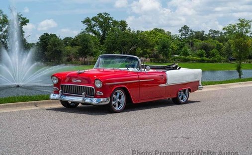 Chevrolet Bel Air Convertible in Calverton, United States 1