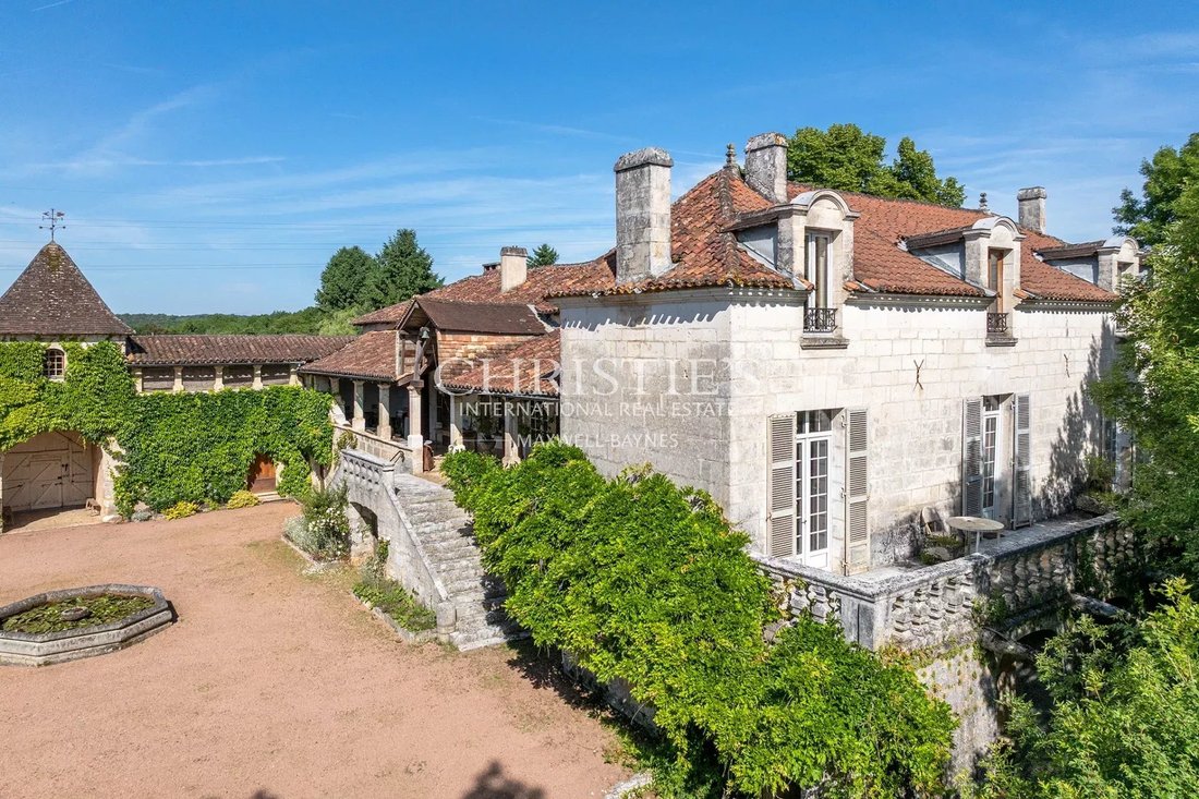 Estate in Brantome, Brantome en Perigord, France 1 - 15745502