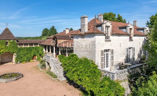 Estate in Brantome, Brantome en Perigord, France 1