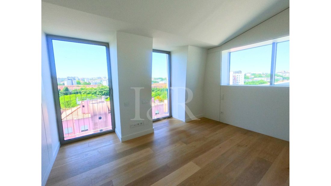 Apartment in Parque das Nacoes, Lisbon, Portugal 5 - 15627075