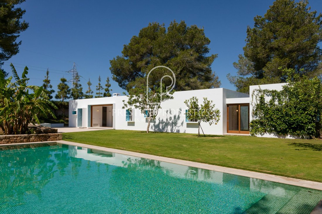 Villa in Santa Gertrudis de Fruitera, Santa Eularia des Riu, Balearic Islands 1 - 15745473
