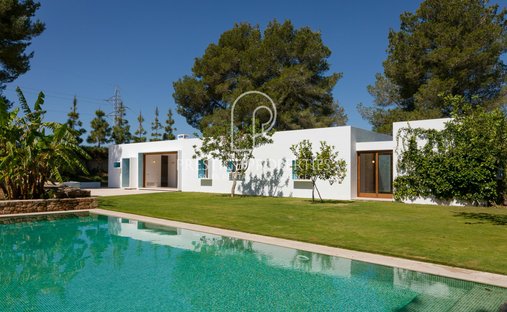 Villa in Santa Gertrudis de Fruitera, Santa Eulària des Riu, Balearische Inseln 1