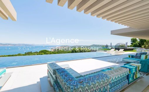 Villa in Gassin, Provence-Alpes-Côte d'Azur, France 1