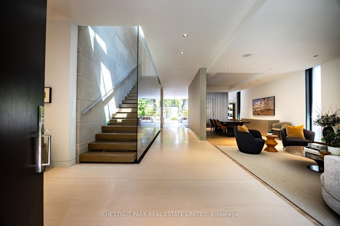 House in Toronto, Ontario, Canada 2 - 15749055
