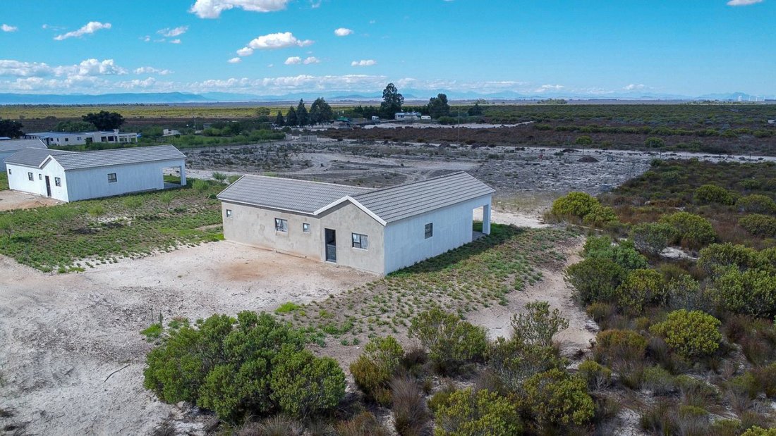 Farm Ranch in Hopefield, Western Cape, South Africa 2 - 15746428