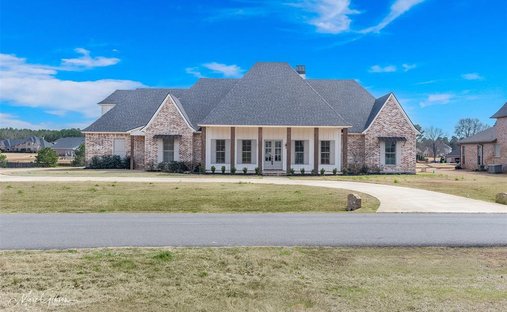 House in Benton, Louisiana, United States 1