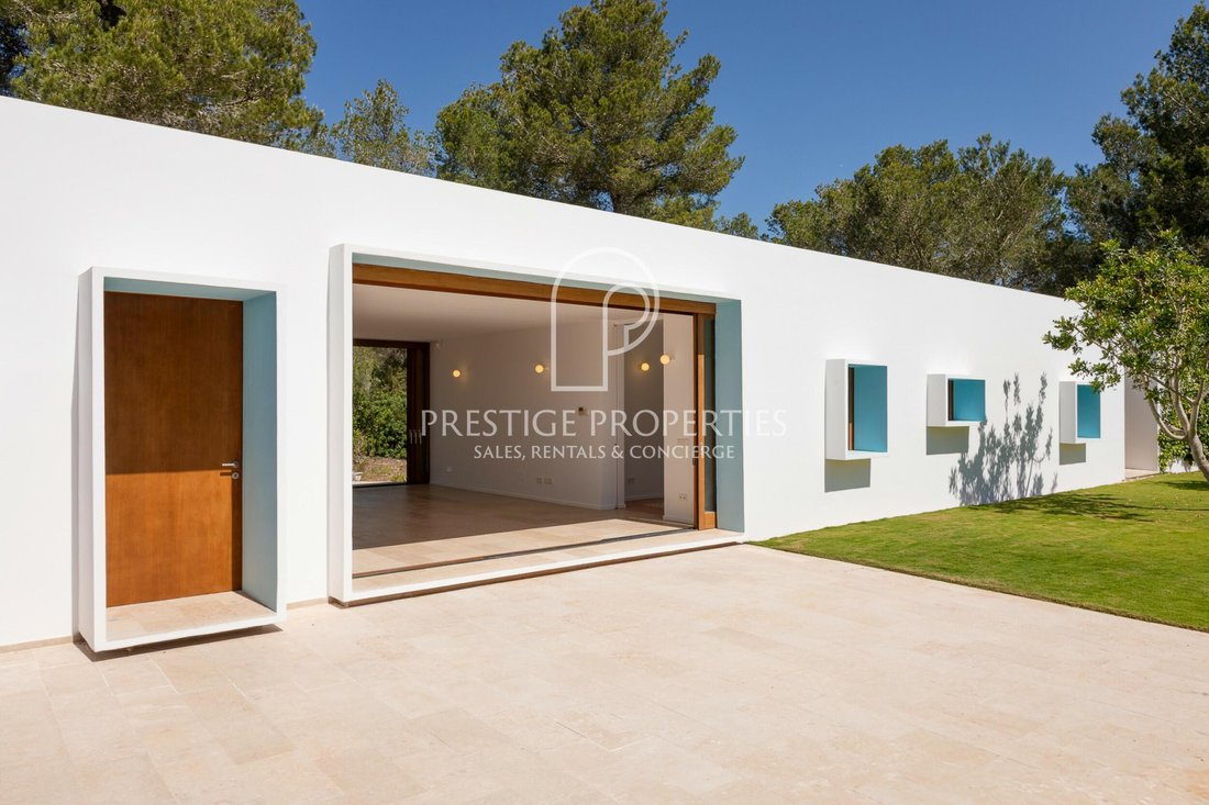 Villa in Santa Gertrudis de Fruitera, Santa Eularia des Riu, Balearic Islands 4 - 15745473