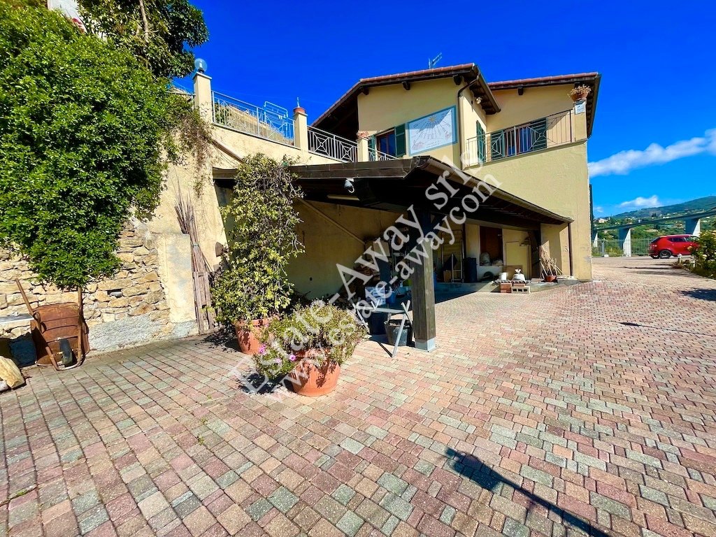 Villa in Bordighera, Liguria, Italy 5 - 15748499