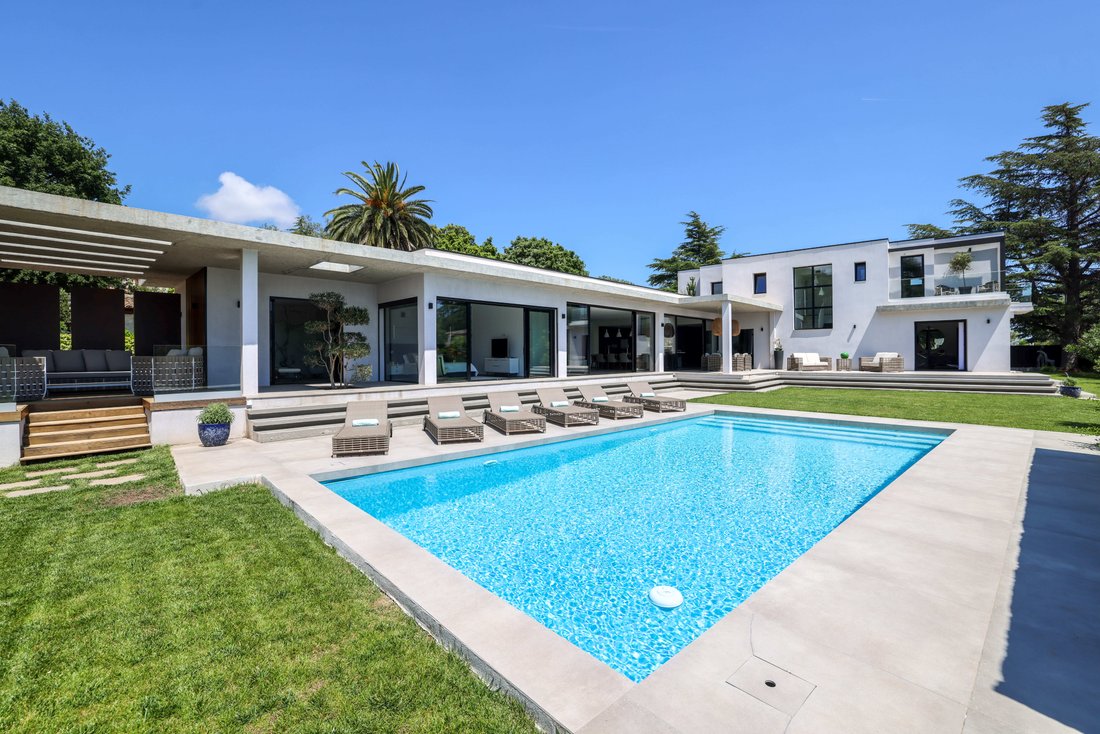 Villa in Village-Saint Julien-Saint Pierre, Biot, France 1 - 15750186