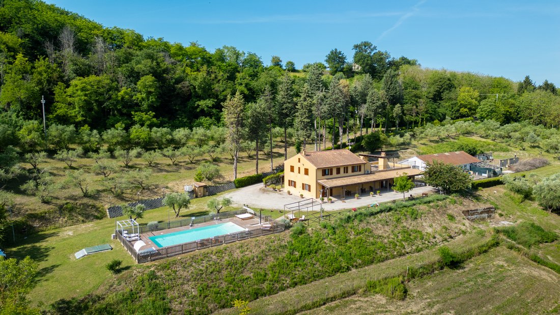 Estate in Ponzano di Fermo, Marche, Italy 1 - 15086492